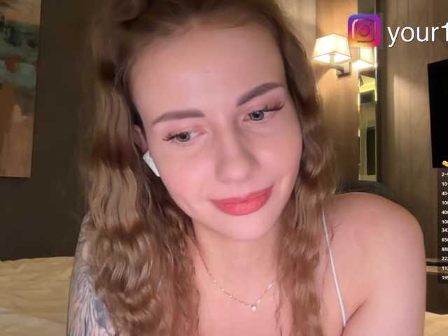 -VikkiL0vesCheese- live cam