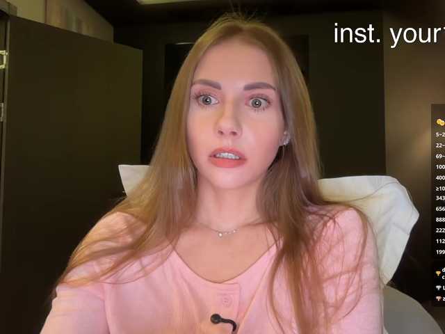 -VikkiL0vesCheese-'s BongaCams show and profile