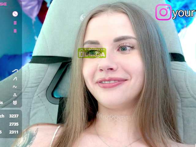 VikkiExtraCheese