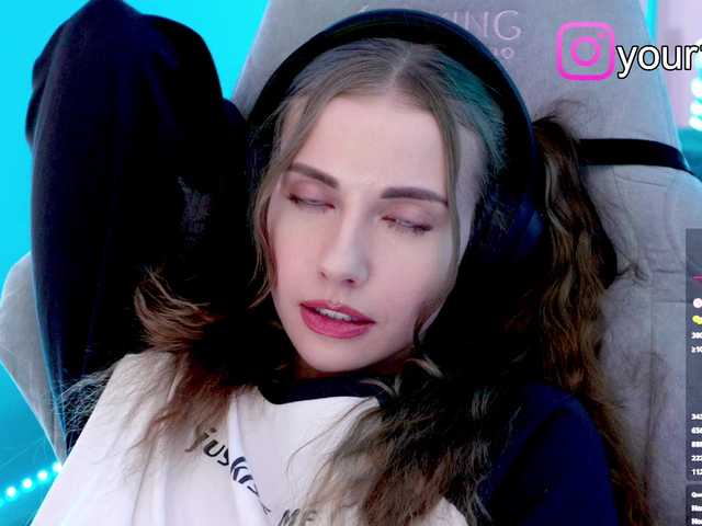 Naked -VikkiL0vesCheese- from BongaCams -VikkiL0vesCheese- from BongaCams