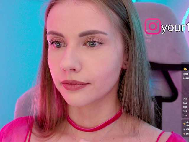 -VikkiL0vesCheese-'s BongaCams show and profile