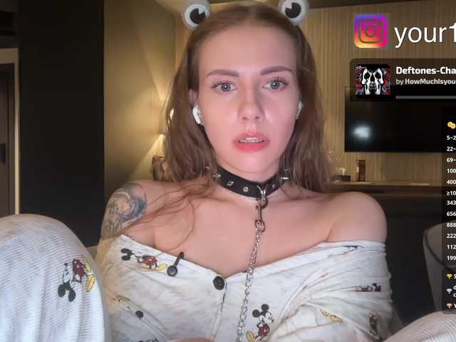 -VikkiL0vesCheese-'s BongaCams show and profile