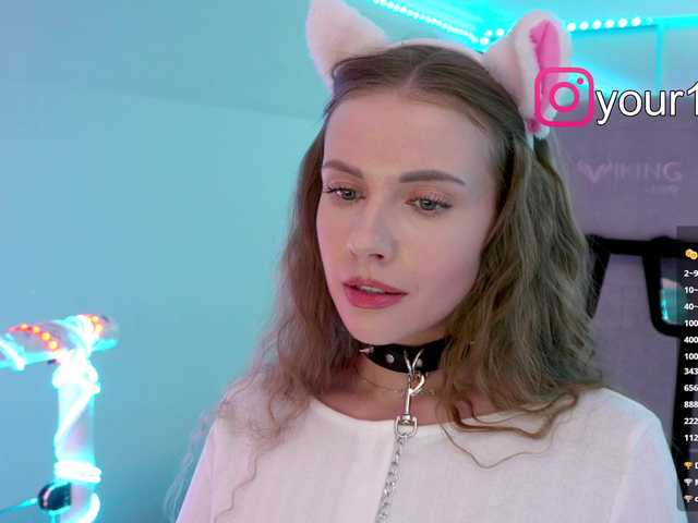 -VikkiL0vesCheese-'s BongaCams show and profile