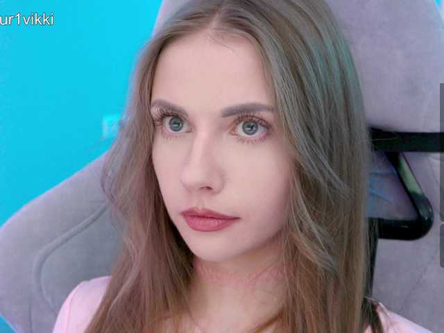 -VikkiL0vesCheese-'s BongaCams show and profile