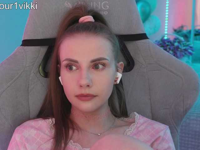 -VikkiL0vesCheese-'s BongaCams show and profile