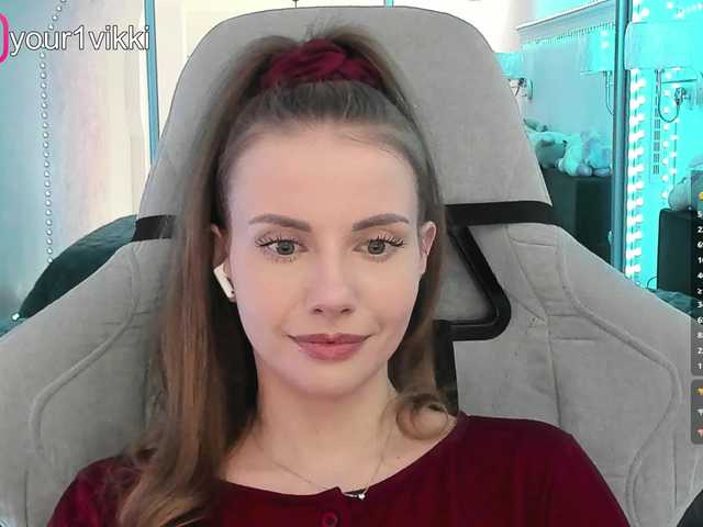 -VikkiL0vesCheese-'s BongaCams show and profile