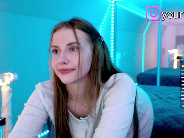 -VikkiL0vesCheese- from BongaCams is Freechat