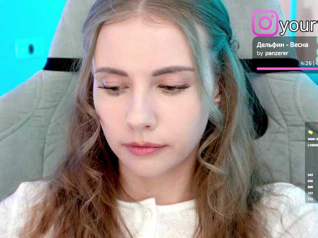 -VikkiL0vesCheese- from BongaCams