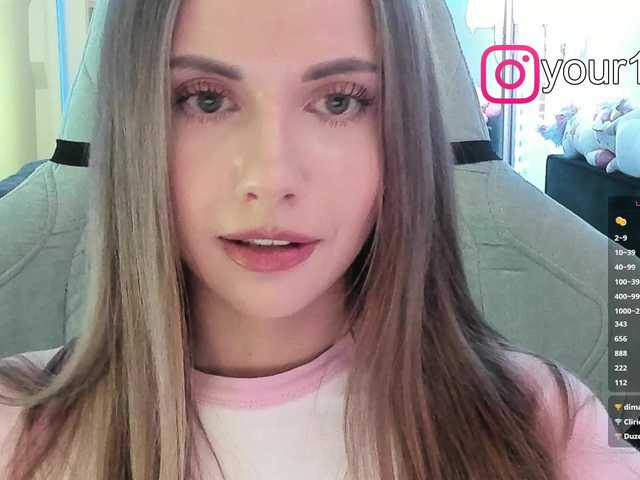 -VikkiL0vesCheese-'s BongaCams show and profile