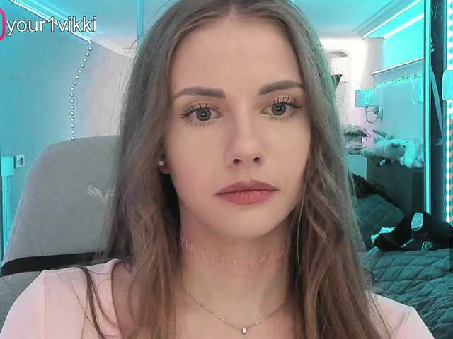 -VikkiL0vesCheese-'s BongaCams show and profile