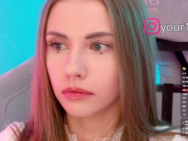 -VikkiL0vesCheese-'s BongaCams show and profile