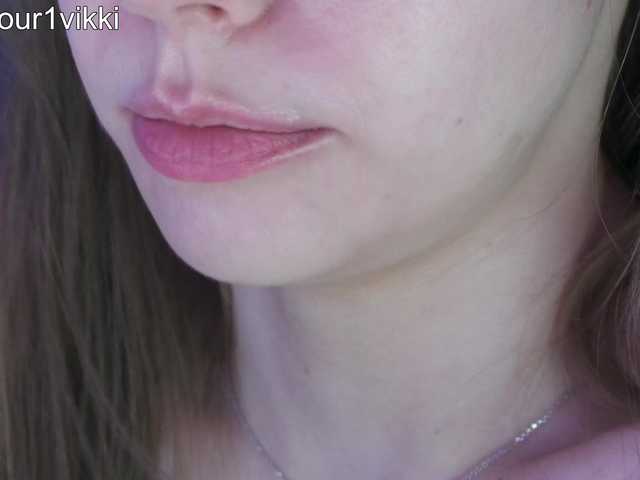 -VikkiL0vesCheese-'s BongaCams show and profile