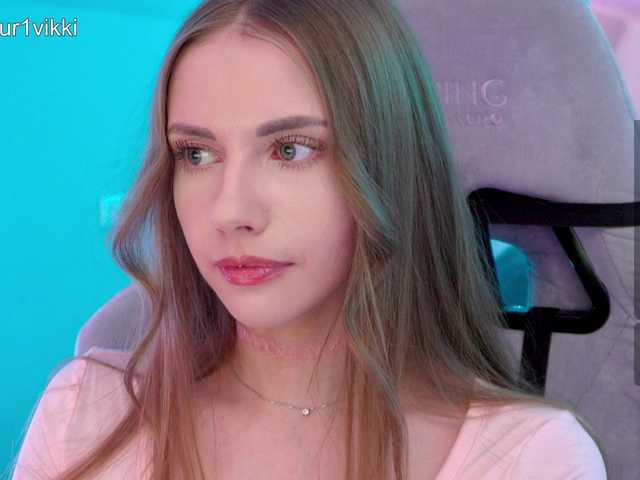 -VikkiL0vesCheese-'s BongaCams show and profile