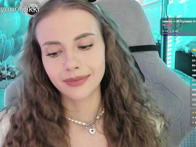 -VikkiL0vesCheese-'s BongaCams profile