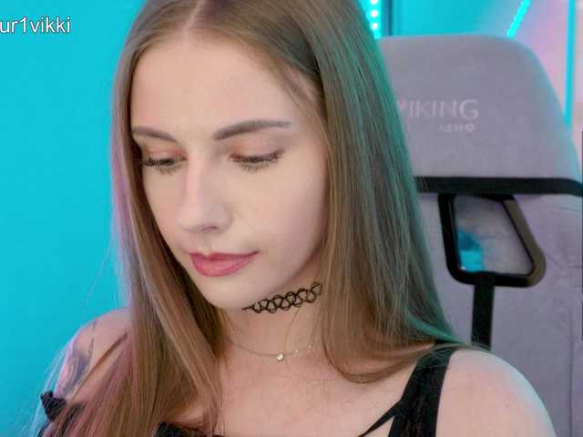 -VikkiL0vesCheese- from BongaCams