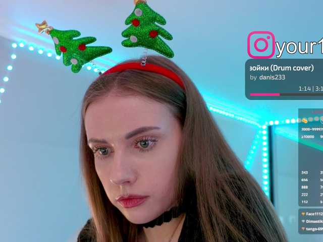 -VikkiL0vesCheese-'s BongaCams show and profile