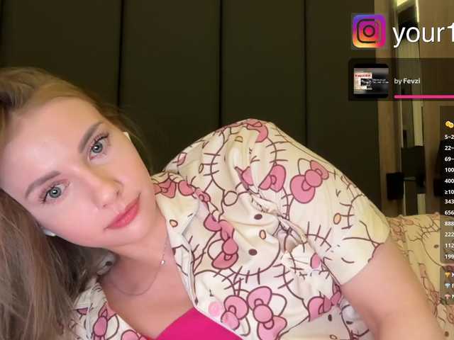 -VikkiL0vesCheese-'s BongaCams show and profile