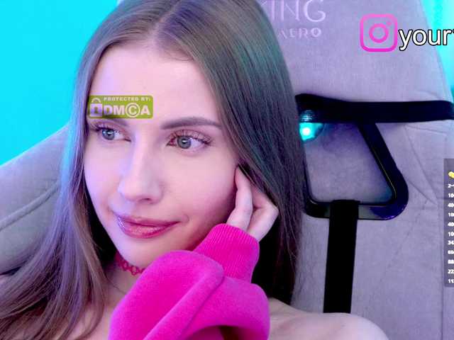 VikkiExtraCheese