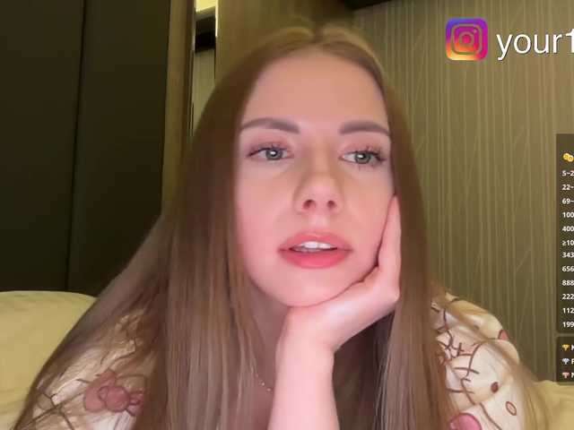 -VikkiL0vesCheese-'s BongaCams show and profile