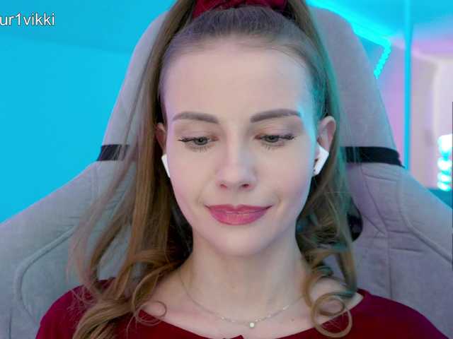 -VikkiL0vesCheese--видео