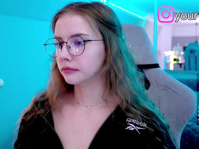 -VikkiL0vesCheese- - the cutest livestreamer on video for your delight -VikkiL0vesCheese- from BongaCams
