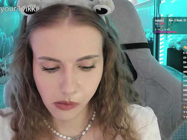 -VikkiL0vesCheese-'s BongaCams show and profile