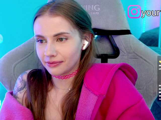 VikkiExtraCheese