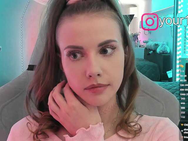 -VikkiL0vesCheese-'s BongaCams show and profile