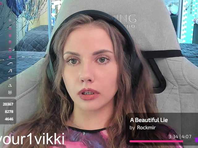 VikkiExtraCheese