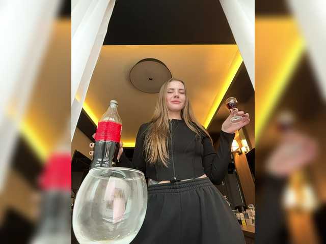 -VikkiL0vesCheese- Live Webcam on BongaCams