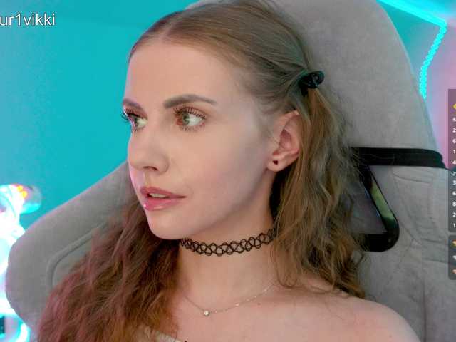 -VikkiL0vesCheese-'s BongaCams show and profile