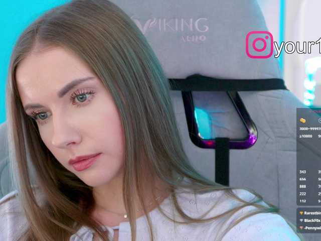 -VikkiL0vesCheese- live cam