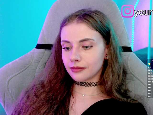 -VikkiL0vesCheese- from BongaCams