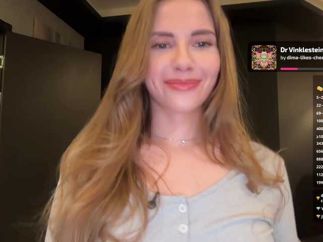 -VikkiL0vesCheese-'s BongaCams show and profile