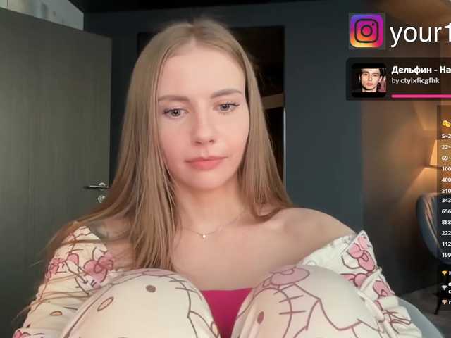 -VikkiL0vesCheese-'s BongaCams show and profile