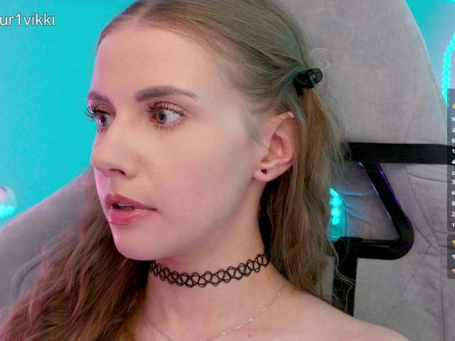 -VikkiL0vesCheese-'s BongaCams show and profile