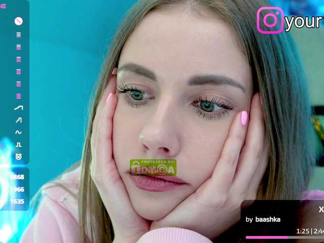 VikkiExtraCheese webcam
