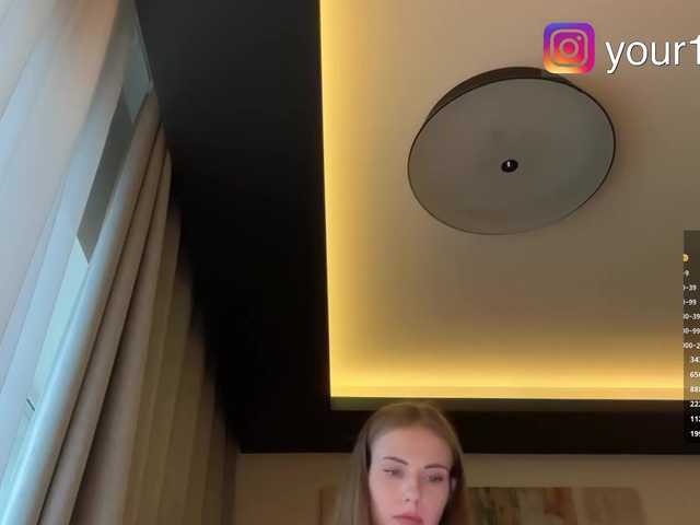 -VikkiL0vesCheese-'s BongaCams show and profile