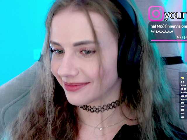 -VikkiL0vesCheese- from BongaCams is Freechat