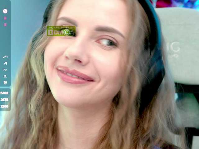 VikkiExtraCheese