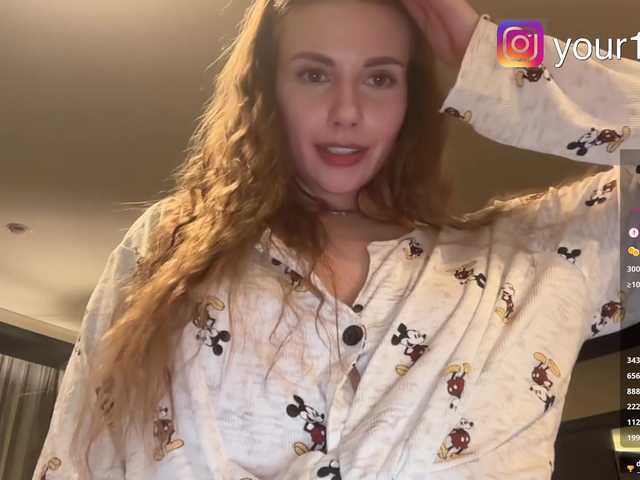 -VikkiL0vesCheese-'s BongaCams show and profile