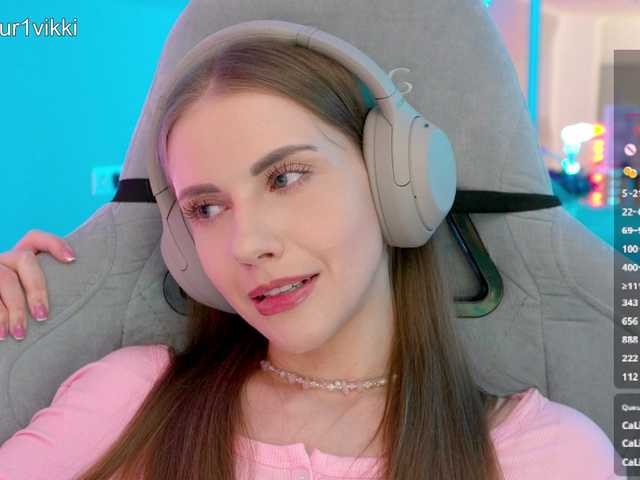 -VikkiL0vesCheese-'s BongaCams show and profile