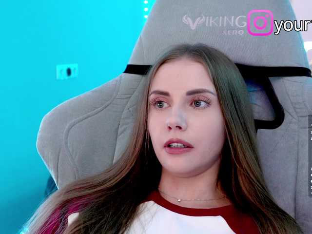 VikkiExtraCheese