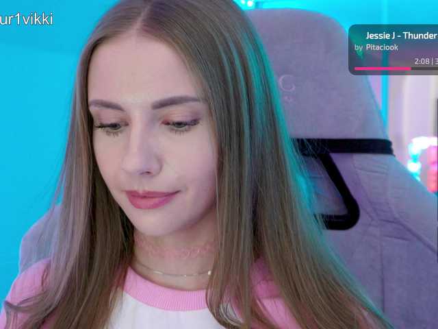 -VikkiL0vesCheese-'s BongaCams show and profile