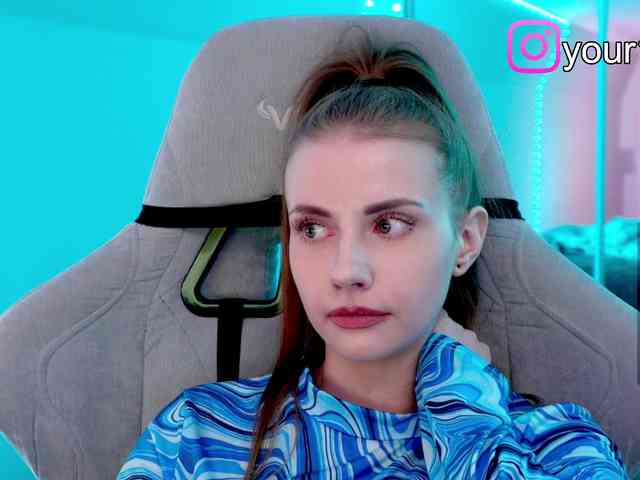 VikkiExtraCheese webcam