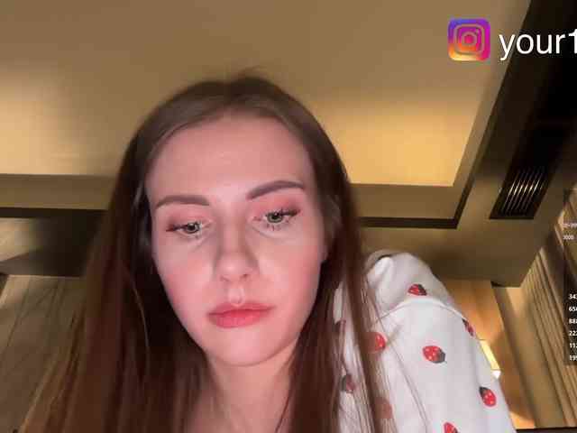 VikkiExtraCheese webcam