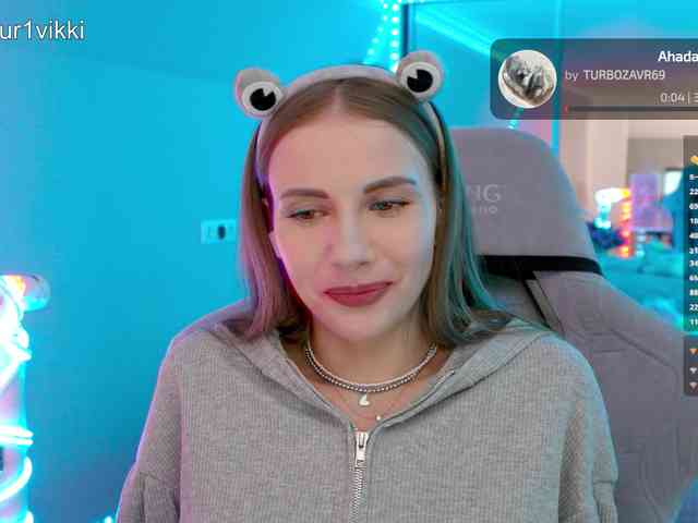 VikkiExtraCheese webcam