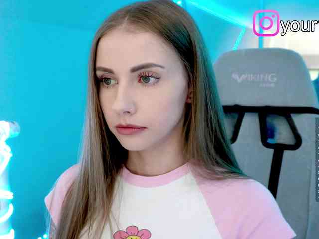 VikkiExtraCheese webcam