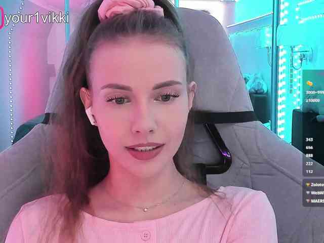 VikkiExtraCheese webcam