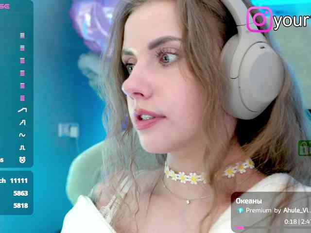 VikkiExtraCheese webcam